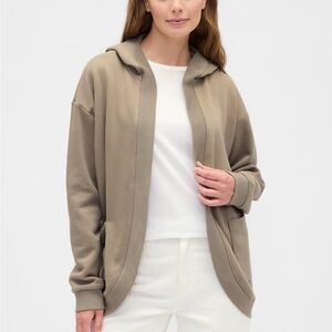 Gap Oversized Open Front Hoodie
Color “Medium Cool Brown”